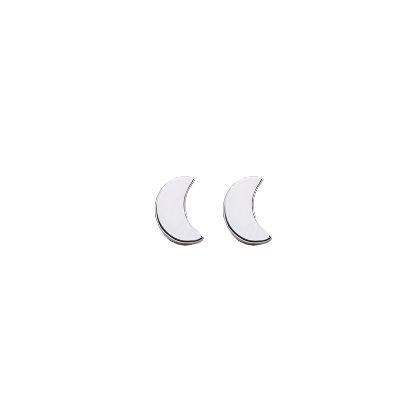Moon Kiseu Stud Earrings
