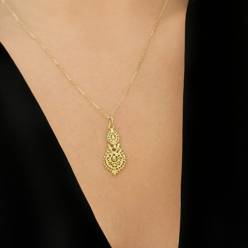 Queen Regal Necklace 9K Gold